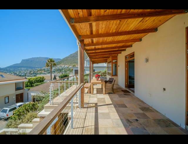 4 BEDROOM HOUSE FOR SALE IN HANGING MEADOWS